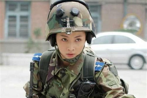 �����촽�ϳ�����ɶ �����촽�ϵĺڵ���ʲô?