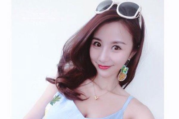 纪文君的个人资料及简历 陈翔六点半演员球球意外身亡