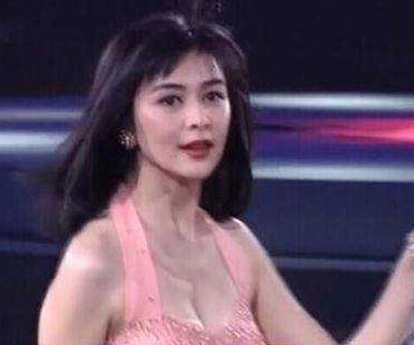关之琳塞高尔夫还有哪个明星 刘嘉玲高尔夫球是咋回事