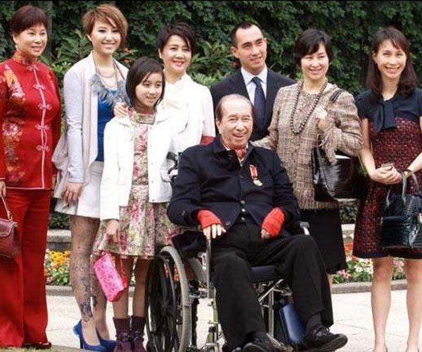 蓝琼缨14岁能满足赌王吗 14岁就能嫁人成熟了吗