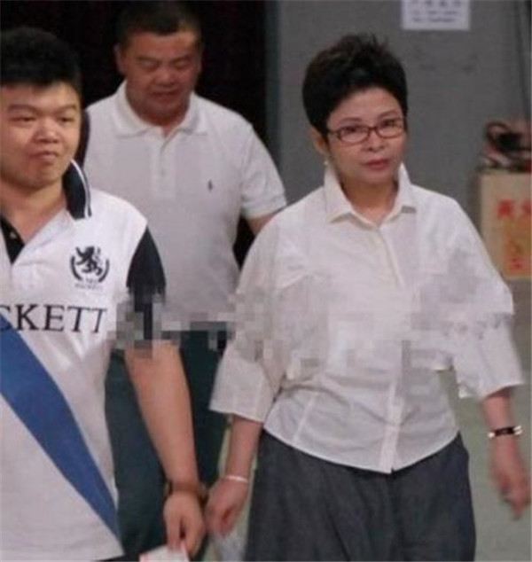 董文华现在状况如何 红楼事件人间蒸发:董文华的丈夫是谁