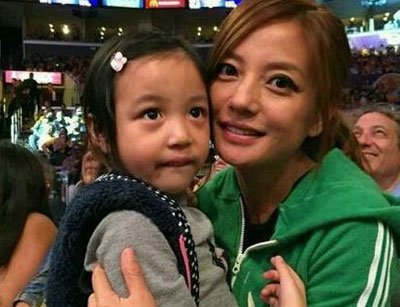���ں����ޱŮ���Ĺ�ϵ ��ޱ���ɷ������ں�Ŀ���˾��