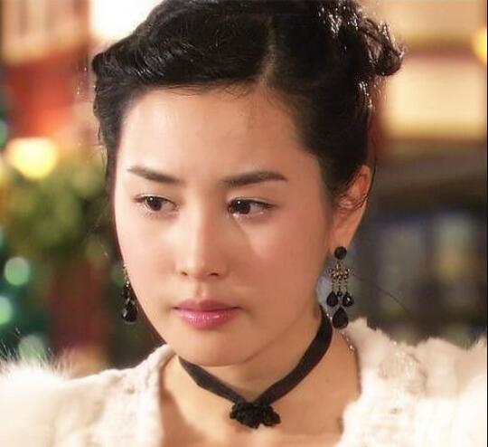 宋慧乔爆缸被李秉宪玩出屎 出屎门事件只是恶搞罢了