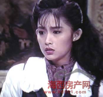 官晶华年轻时的照片 郑少秋第二老婆官晶华家世什么来头