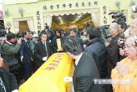 飞越黄河的柯受良哪年没的 柯受良什么原因怎么走的