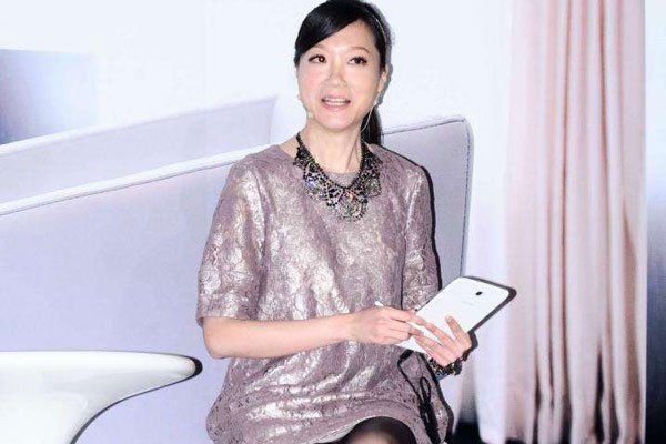 曲家瑞的家世简介 非常优越:曲家瑞家多有钱
