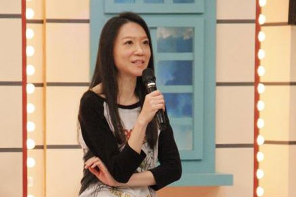 曲家瑞的家世简介 非常优越:曲家瑞家多有钱