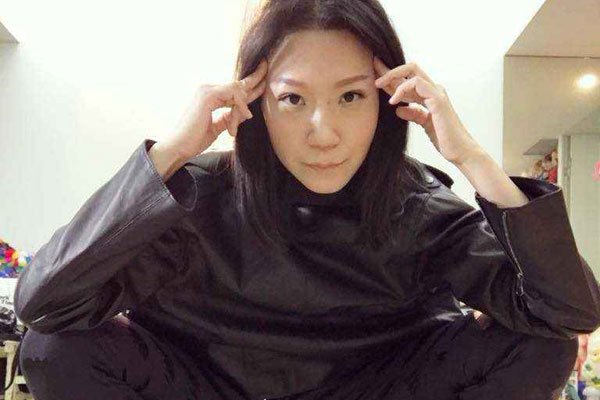 曲家瑞的家世简介 非常优越:曲家瑞家多有钱