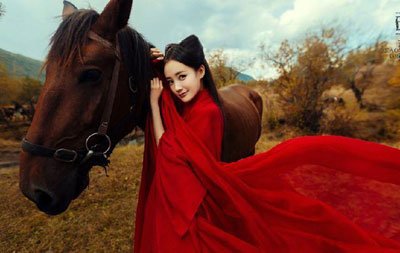 景甜身后大佬是谁 路征抛弃景甜原因:景甜金主改捧芳华女主