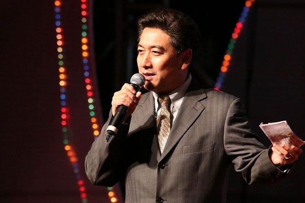 水均益为什么不主持了?出了什么事 主持人水均益现状如何