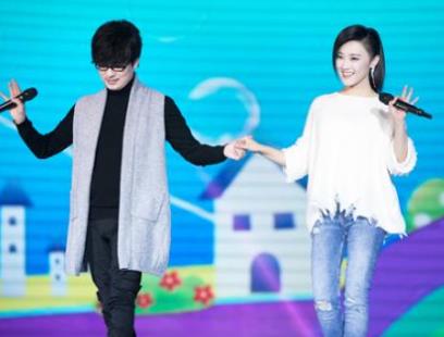 李乃文现任妻子杨婷照片简介 李乃文和黄曼演的电视剧