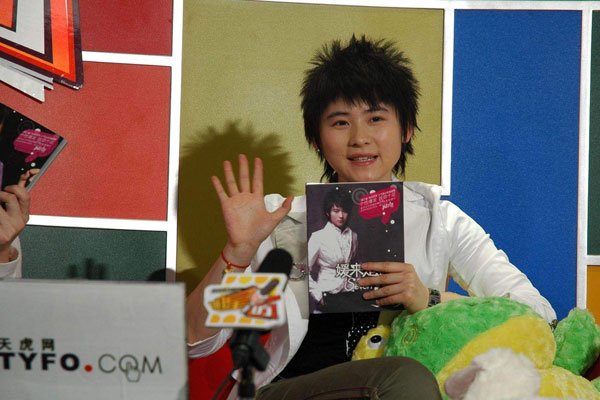 李霄云刘惜君分手原因 超女李霄云刘惜君天涯大楼在一起过吗