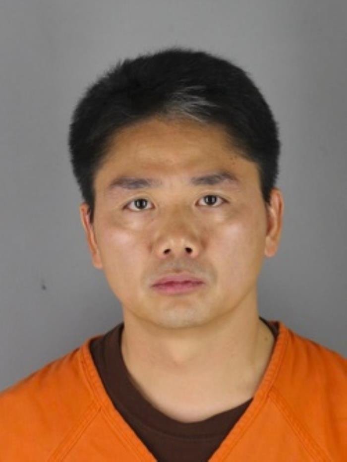 刘强东:简历个人资料 性侵被捕:刘强东明尼苏达州事件