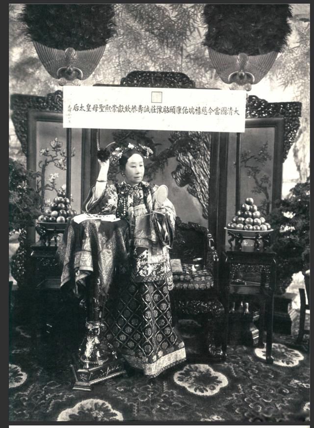 慈禧为什么死前一天才杀光绪 不早杀:慈禧与光绪的恩怨