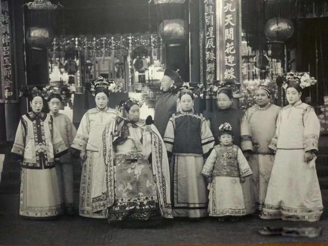 慈禧为什么死前一天才杀光绪 不早杀:慈禧与光绪的恩怨