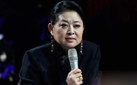 倪萍移民美国是真的吗 主持人倪萍的国籍是中国还是美国