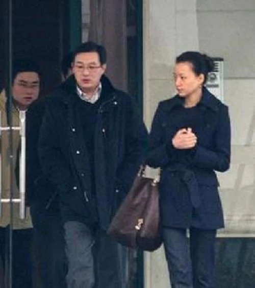 董卿老公密春雷的个人资料简介 密春雷的前任金晶闹离婚