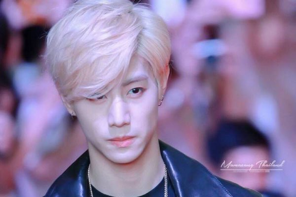 ���˶����ζ��¼� ì����񣺶��˶������ζ��������