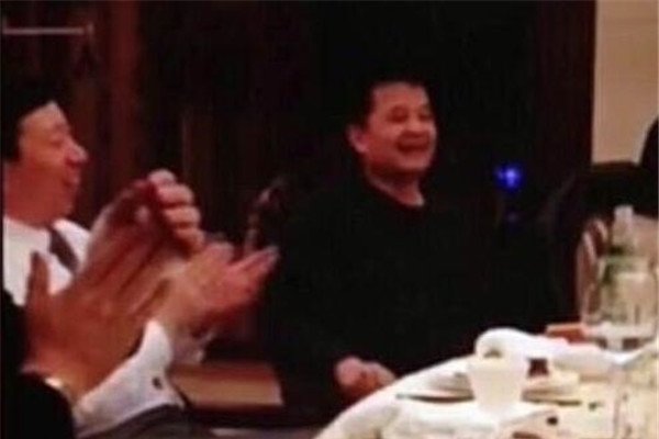 毕福剑视频事件原话到底说了啥 饭局上毕福剑怎么说的
