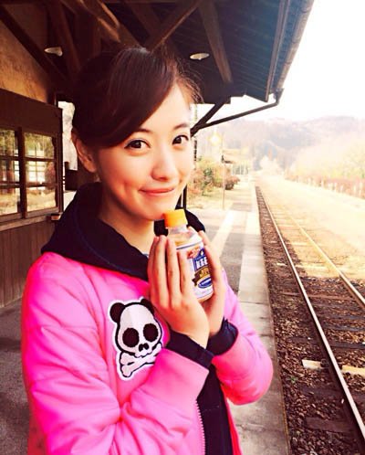 司雯嘉个人资料简介 主持人司雯嘉老公高山峰简历