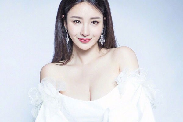 ������Ĺ�r�� ��д�����������Ƭ����������