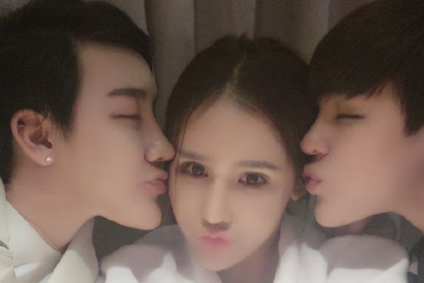 ����������� �߾�������������ֻֻ����Ľ��빽