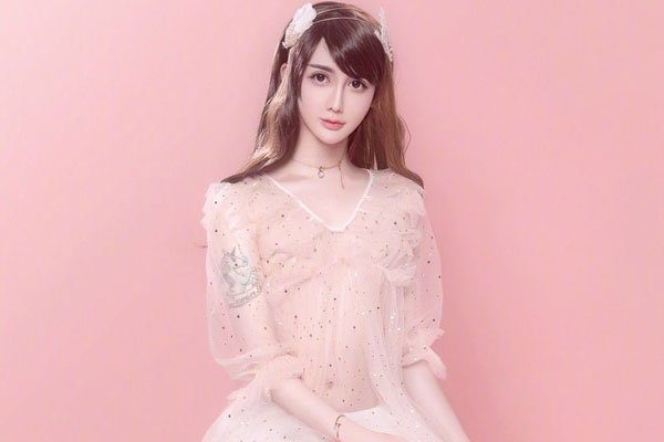 ����������� �߾�������������ֻֻ����Ľ��빽