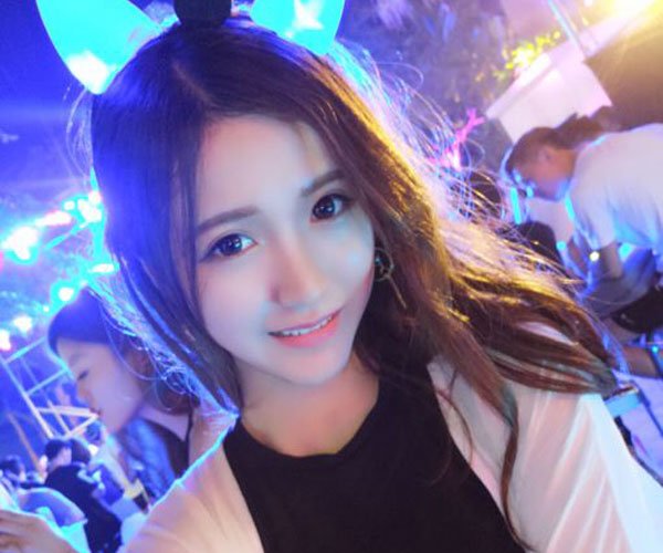 宸荨樱桃出水视频bgm 黑葡萄:宸荨樱桃不雅视频是真的吗