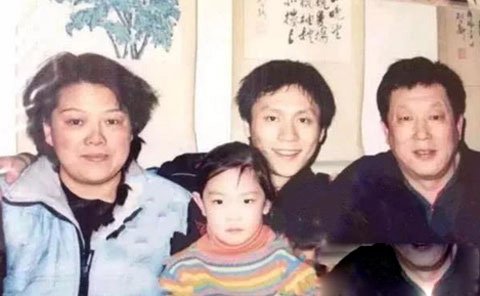 李晨的家世到底有多强大 红三代的李晨爷爷个人简介