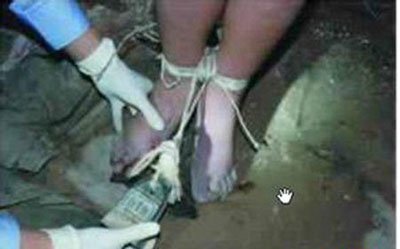 重庆红衣小男孩到底是怎么回事 穿红裙子悬挂而死很邪乎