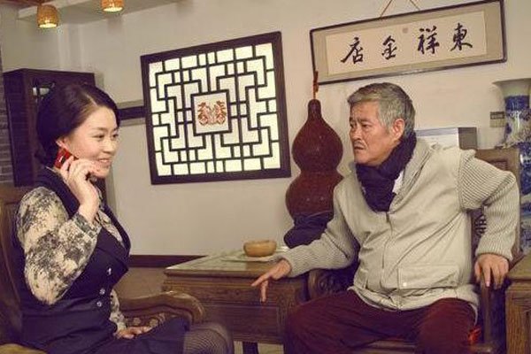 赵本山是不是东北黑社会 为什么打黑不打赵本山(找了谁保命)