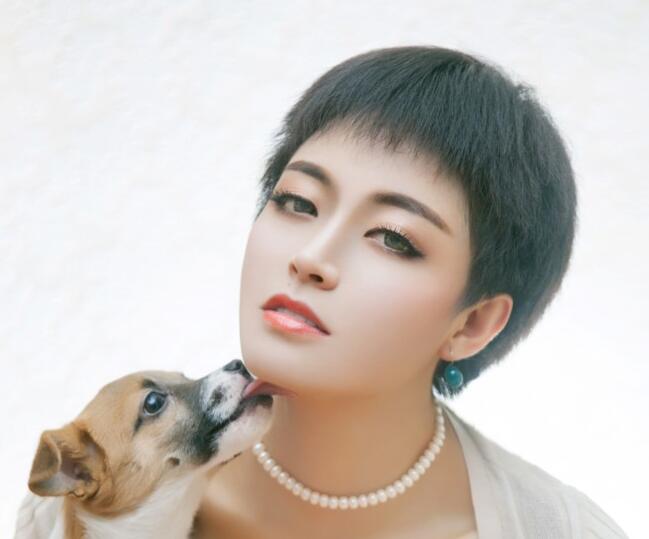 潘春春个人资料简介作品 潘春春夜火系列写真什么时候