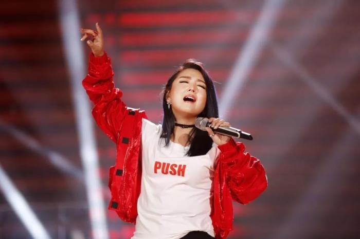 �ν������Ϊʲô��Ļ� Ů��û�г��죿�з�����̫��