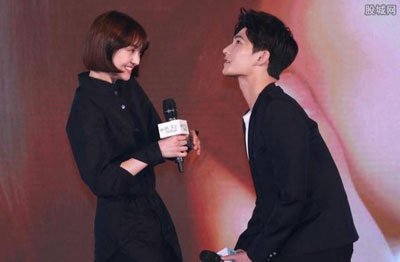 杨洋郑爽在一起过吗 电视剧非常甜蜜被狗仔队发现恋情
