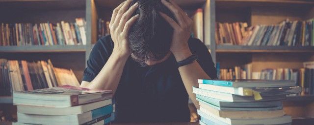 鱼和熊掌不可兼得是什么意思 孟子原文翻译两者必择其一的冲突