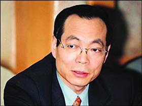 王雪冰个人资料简介 三个女明星:王雪冰行长的情人是谁