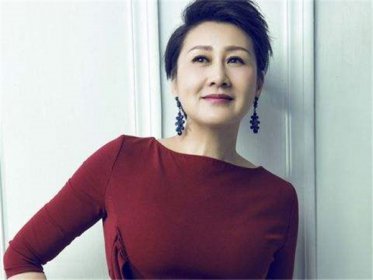 张凯丽一共有几任丈夫 演员张凯丽第一任老公照片