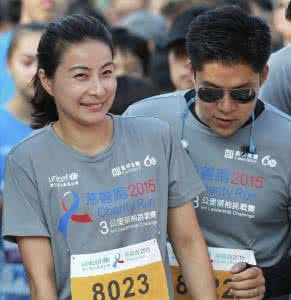霍家家谱图 一家三代:霍家三房子女霍英东是掌门人