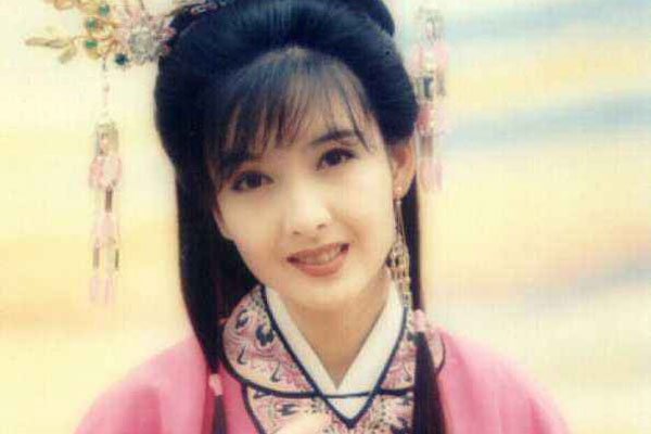 周慧敏现在真实现状 为什么不生育?打过39次胎真的吗