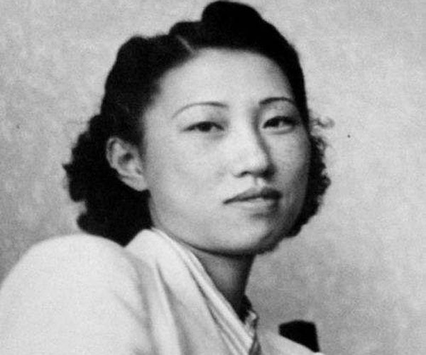 赵一荻为什么不能进帅府 陪伴张学良72年:以秘书身份生活