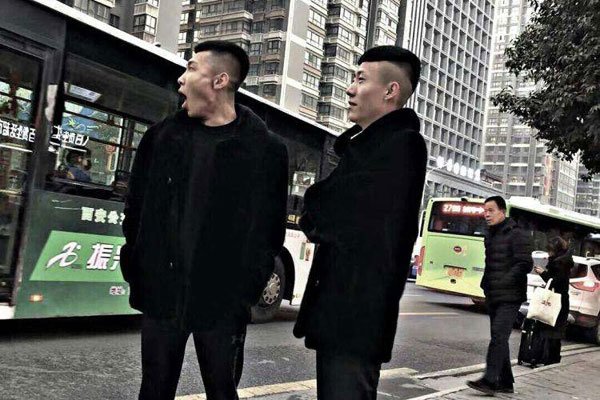 快手k6为什么进去了 三个人联手打架事件始末