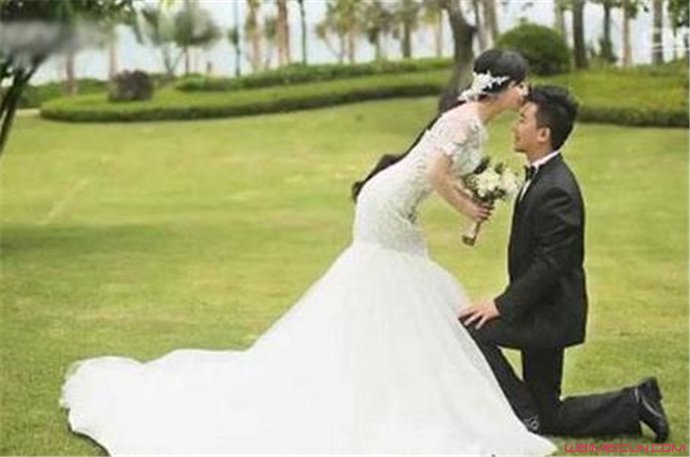 王二妮老公李飞简历个人资料 成名有老公背后默默的支持