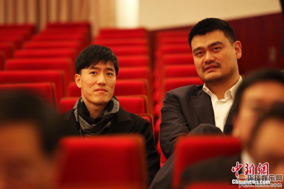 姚明和刘翔谁影响力大 姚大个更胜一筹身价更高