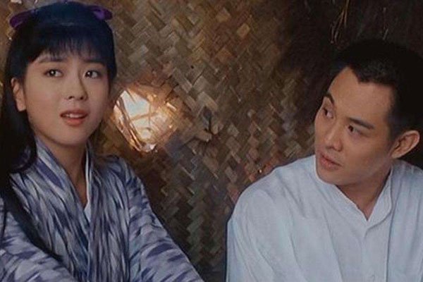 中山忍为何一直单身 不结婚为李连杰终身不嫁等他一辈子