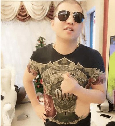 二驴天佑现实打架对骂视频事件 二驴尴尬致极被打脸了