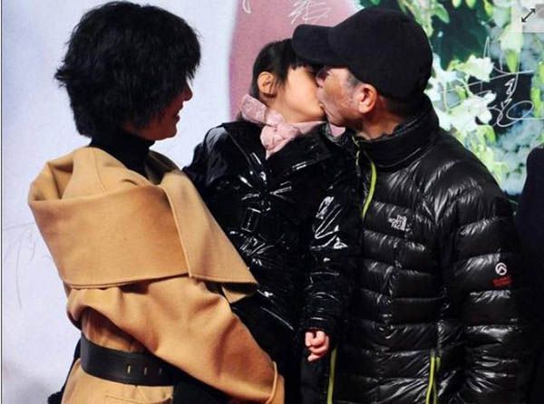 冯小刚老婆徐帆有孩子吗 领养女儿徐朵为什么和徐凡姓