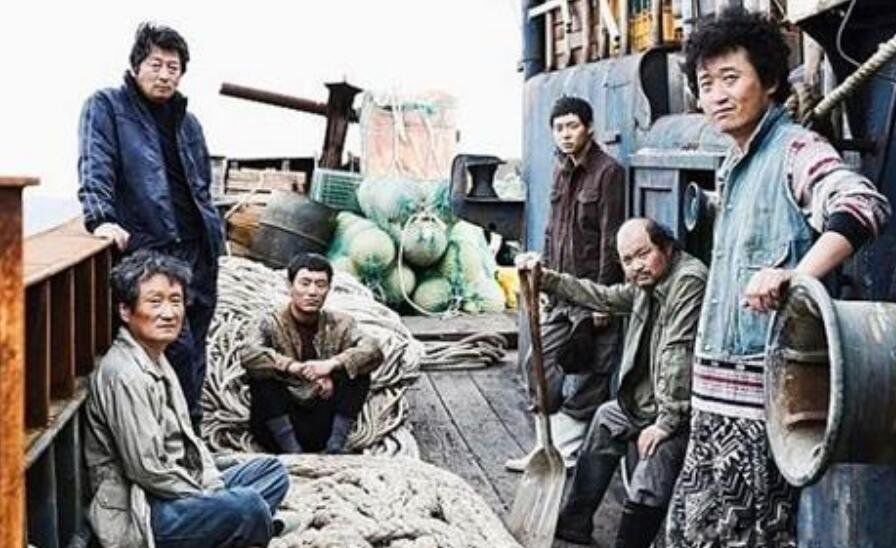 鲁荣渔2682号惨案纪实 渔船上的真实故事(33人最后只剩11人)