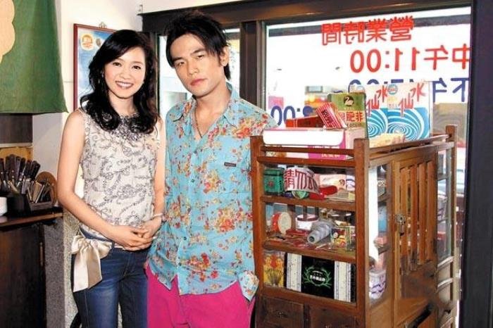 侯佩岑老公黄伯俊是富豪吗 情商满分:侯佩岑和周杰伦为什么分手