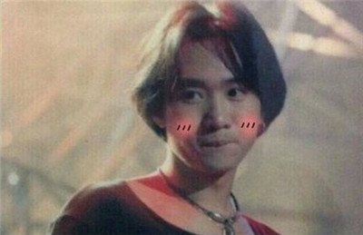 法师谈黄家驹前世的面相 93年摔倒:黄家驹怎么会从舞台掉下来