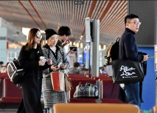 冯珂前妻张艺于个人简历 前妻回应在2005年离婚